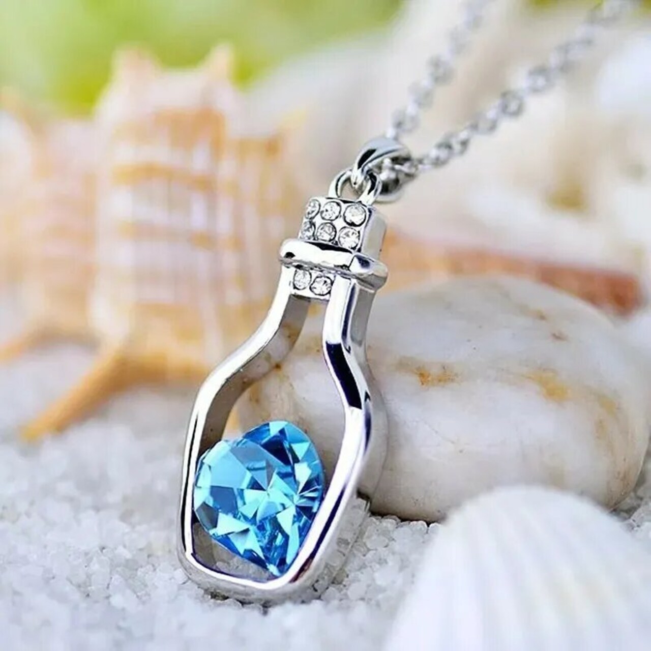 Kitcheniva Fashion Necklace Hollow Drift Bottle Crystal Heart Pendant